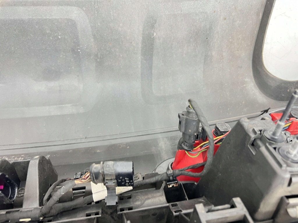 Audi q7 4l бампер задній задній комплект pdc lz7l Доставка