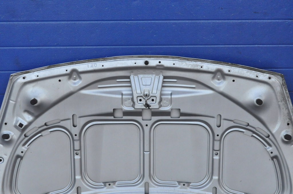 фото №12, Hyundai i20 капот кришка відсік двигуна 08-12