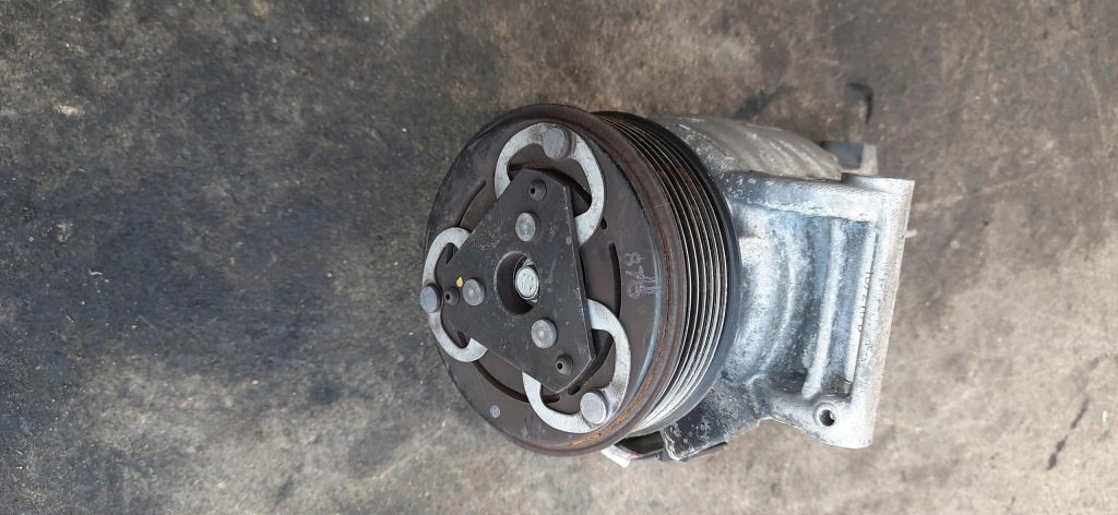 фото №8, Компрессор кондиционера 1.0 nissan micra k14 926003541r