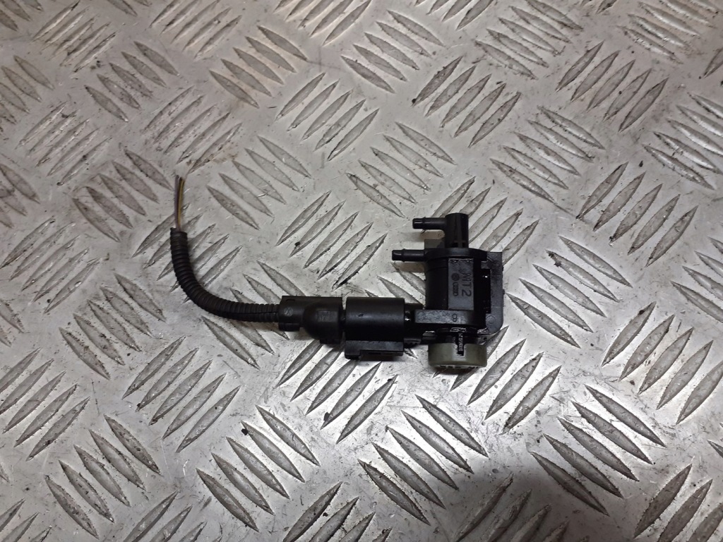 фото №1, Клапан вакуумa vw golf iv 1.9 tdi 1j0906283c