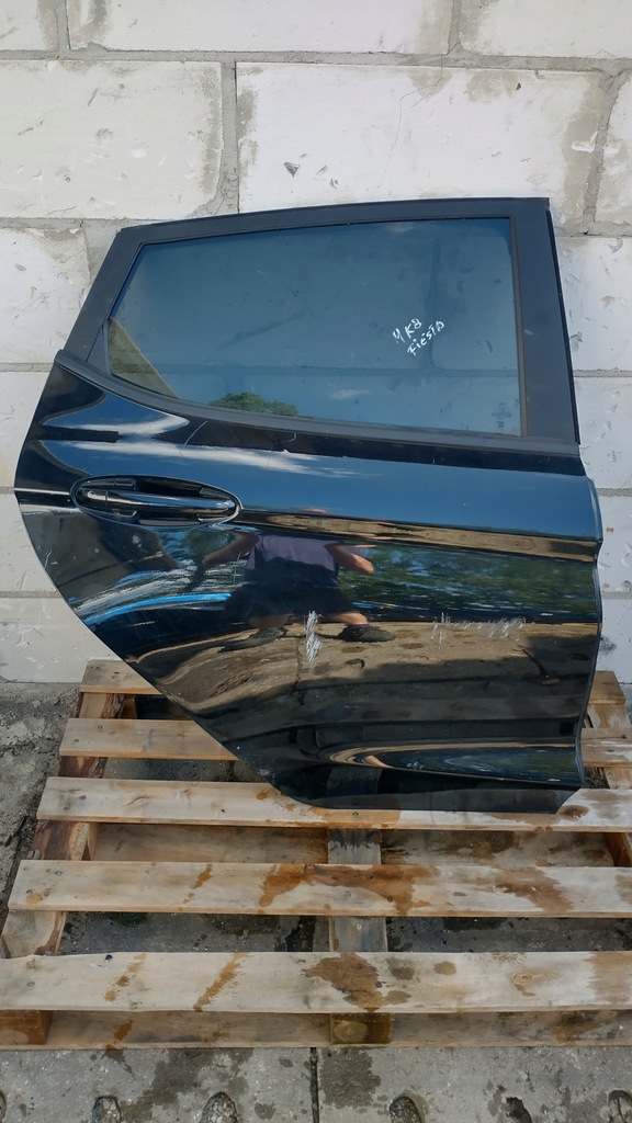 фото №1, Ford fiesta mk8 двері праве задні правий задня