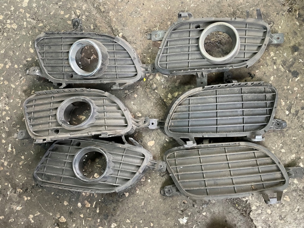 фото №1, Mercedes a klasa w169 решётка заглушка противотуманной фары