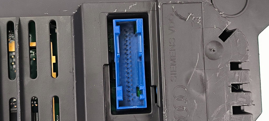 фото №8, Счетчик приборная панель 4e0920900f audi a8 d3