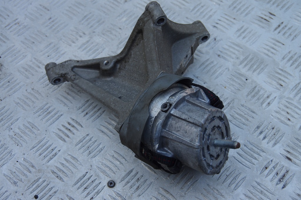 фото №7, Подушка кронштейн двигателя bentley continental gt 8vs 3w0103546a правая