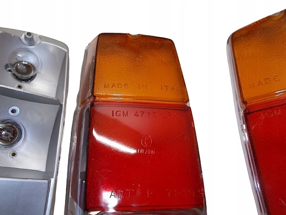 фото №2, Лампы задние гладкие ch/k fiat 500 f l r