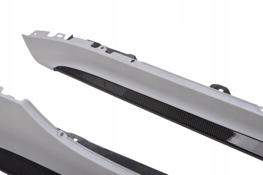 фото №6, Aston martin vantage n24 накладки молдинг пороговые карбон