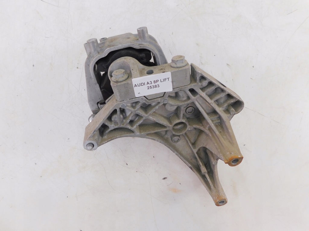 фото №1, Audi a3 8p lift 1,6 tdi кронштейн двигуна