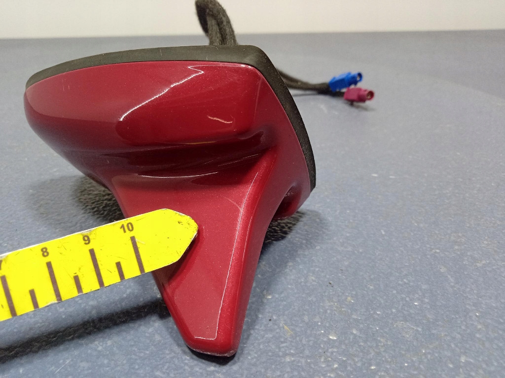 фото №9, Maserati levante антенна радио плавник 6700761190