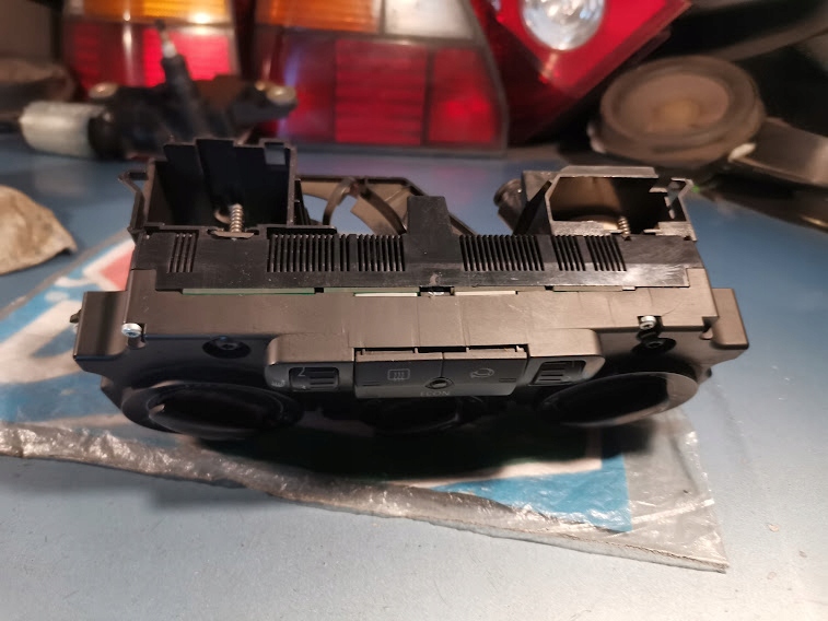 фото №9, Панель обдув кондиціонера vw touran i