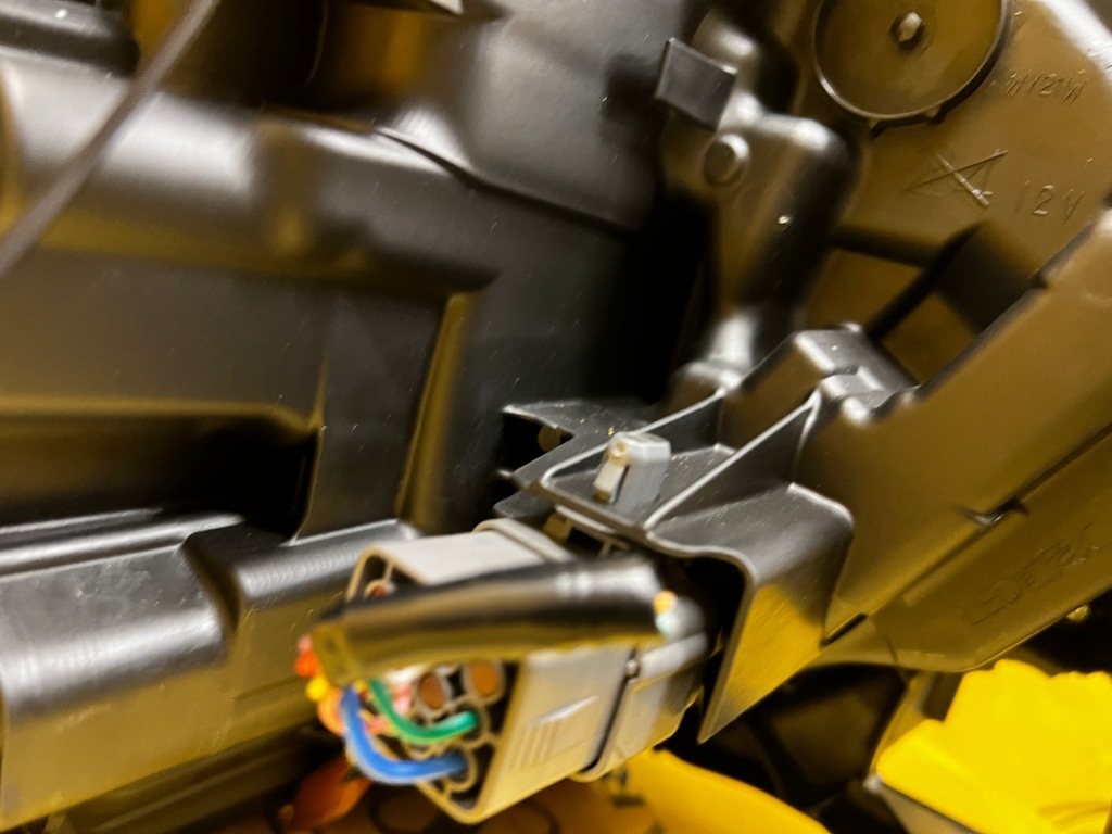 Фара фара передняя перед левый led subaru forester vi sl 25- в Украине