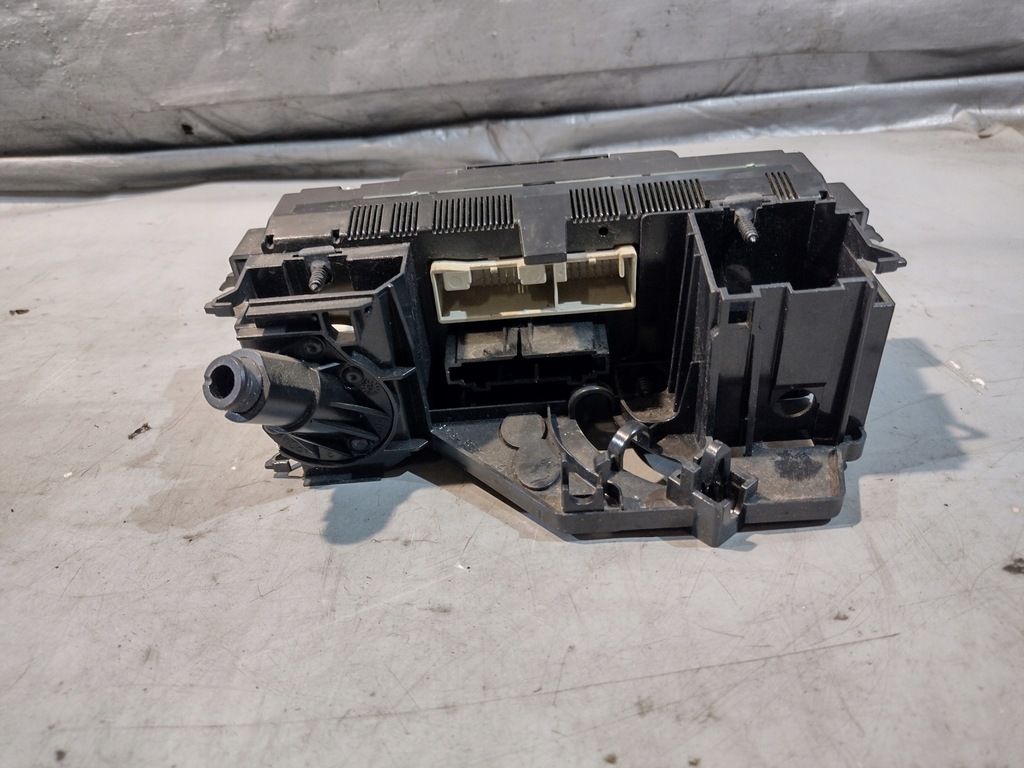 фото №11, Панель обдув кондиціонера volkswagen passat b6