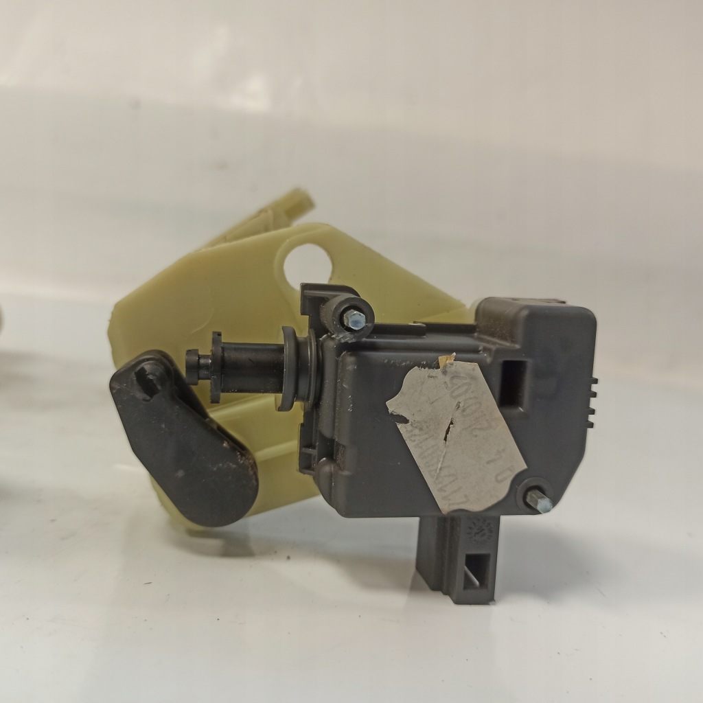 фото №6, Mercedes-benz w219 cls механизм моторчик подголовник задняя 2119700125 2x