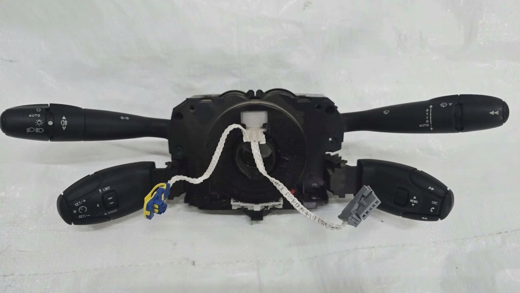фото №1, Переключатель комбинированный peugeot rcz / lift 98062095xt