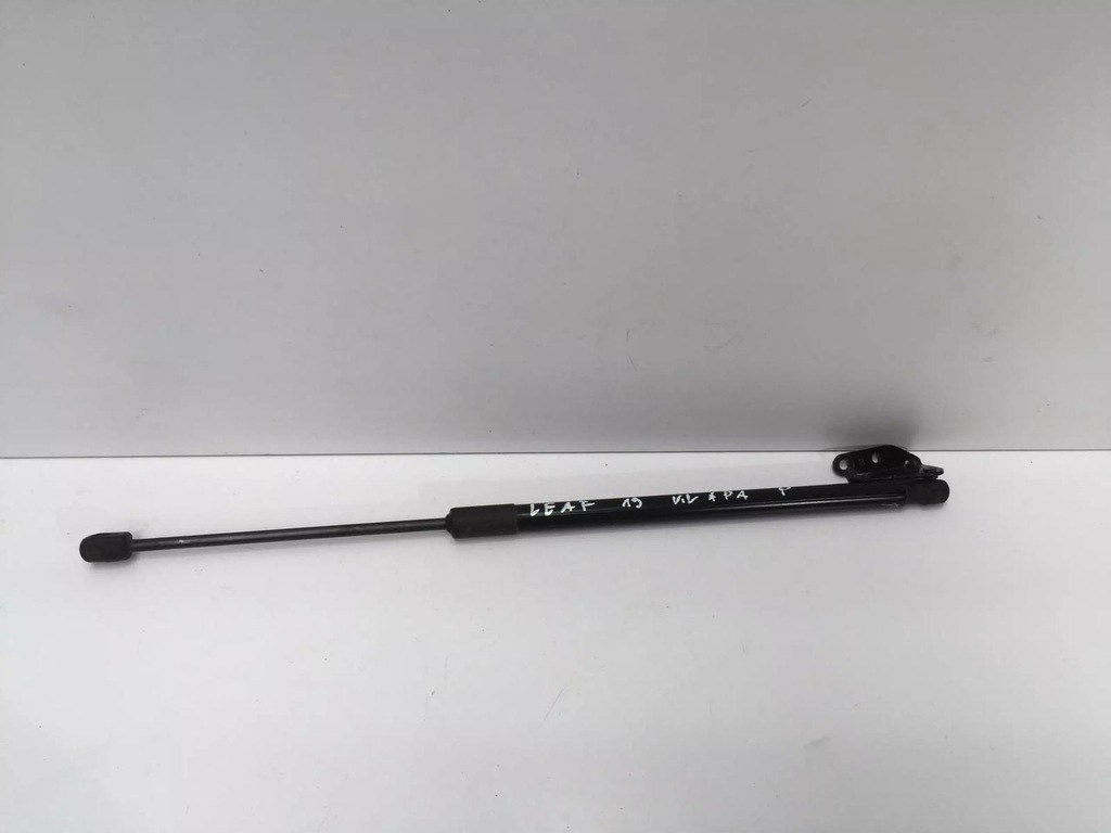 фото №4, Nissan leaf ii 2 2020 амортизатор привід кришки задня