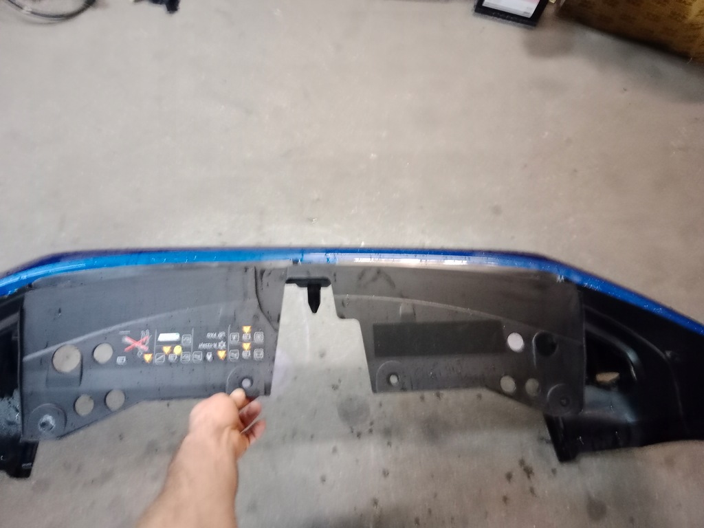 фото №8, Бампер перед передній dacia duster ii 2 620221776r