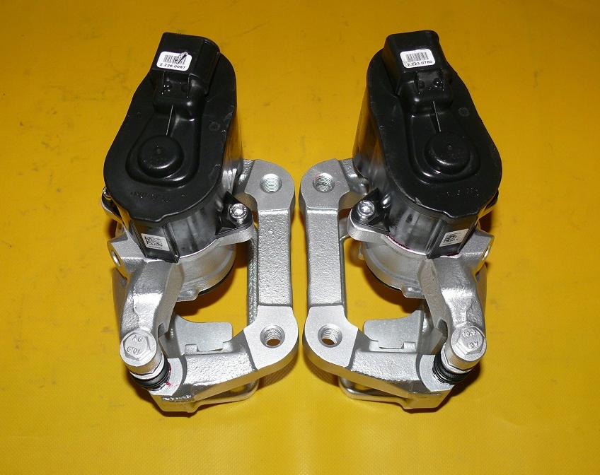 фото №10, Супорти скоба лівий правий задня ford s-max 302/11