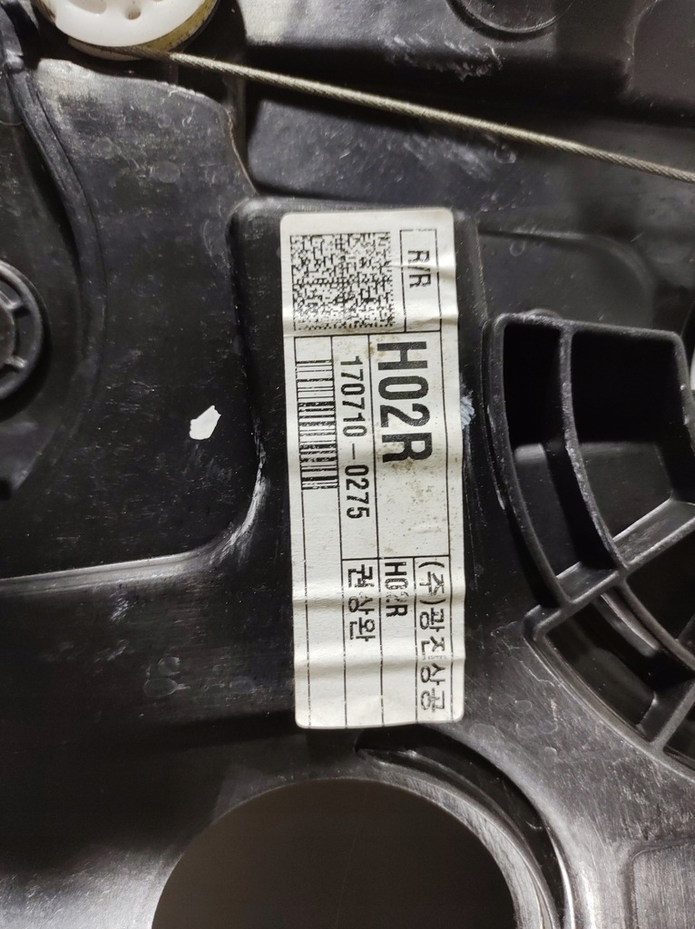 фото №8, Hyundai ioniq 17r- подъемник стекло правый задняя