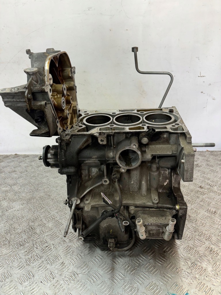 Низ  двигуна 0.9 tce h4ba400 renault clio captur dacia в Україні