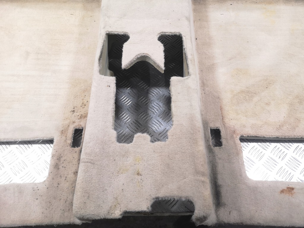 фото №6, Килимок обшивка задня bmw f02 long oyster m-pakiet