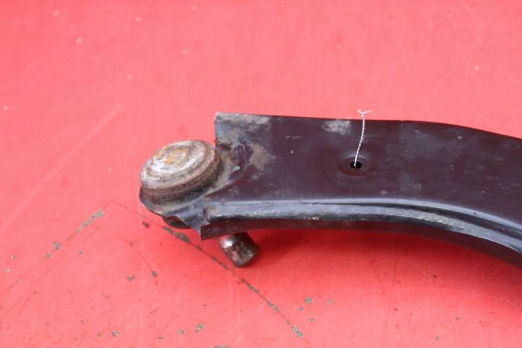 фото №10, Рычаг правый перед нижний mazda 3 1 i bk 1.6 16v 105 km 06-09