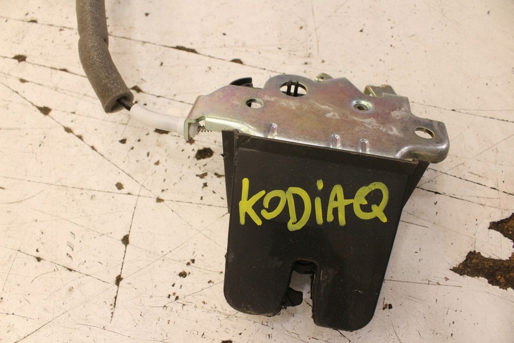 фото №5, Замок крышки задняя доводчик комплект skoda kodiaq