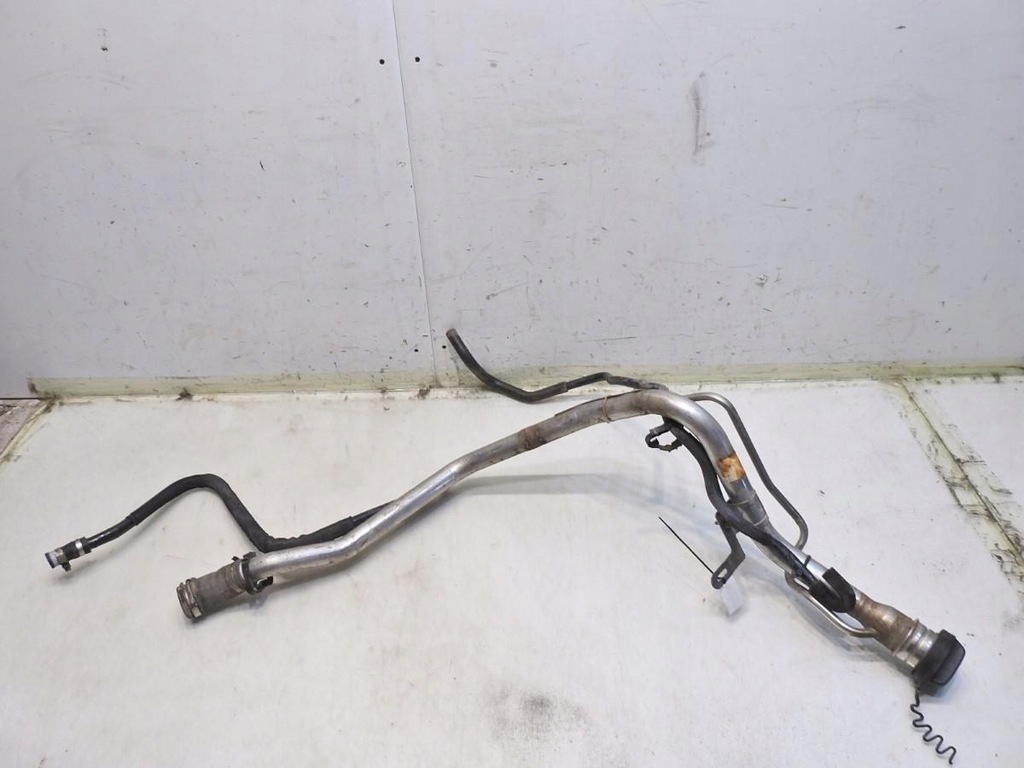 фото №6, Заливная горловина труба топлива volvo v70 iii 2.0 f