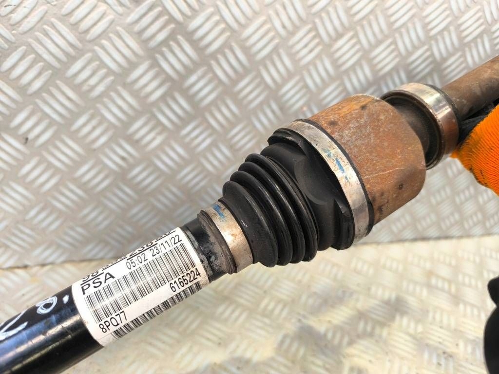 фото №13, Приводной вал правая citroen jumpy peugeot expert toyota proace 1.5 b-hdi 9839523880
