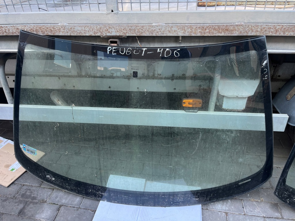 фото №1, Стекло лобовое перед передняя peugeot 406