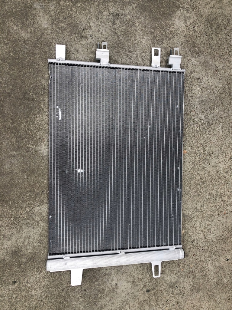 фото №1, Mercedes w247 247 радиатор кондиционера a2475000054.....