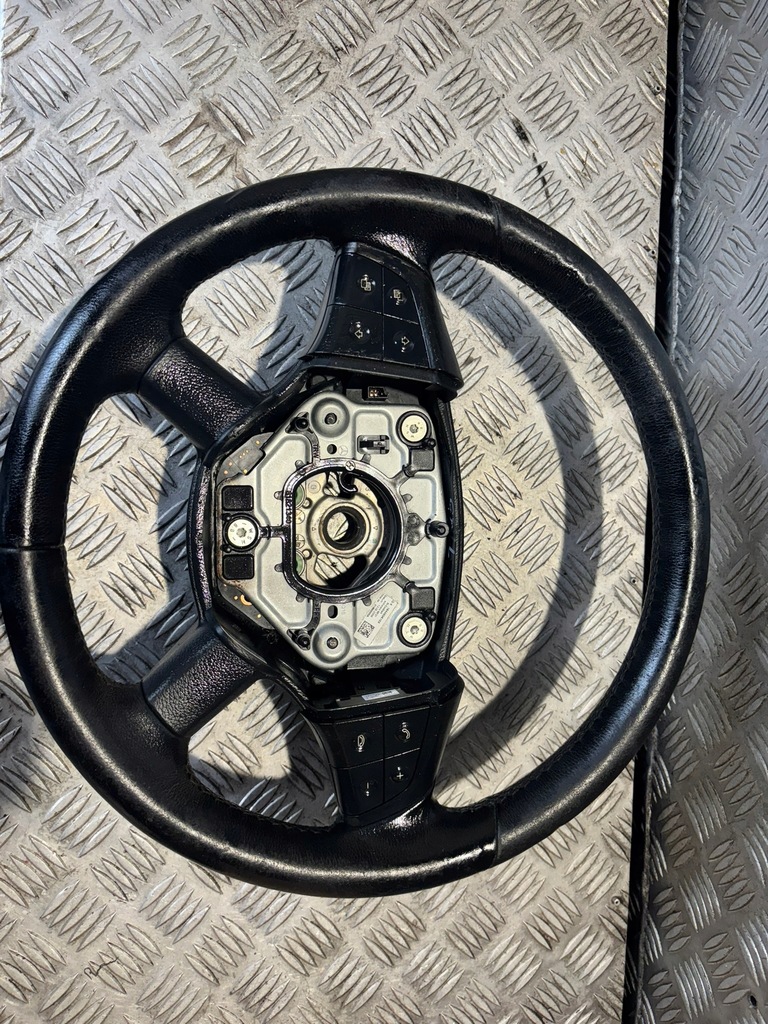 фото №1, Mercedes w245 повітровід оригінал 61465180