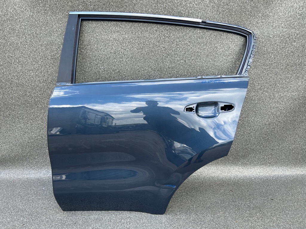 фото №1, Дверь левая задние kia sportage iv poznań