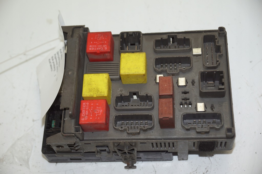 фото №1, Коробка предохранителей bsi 8200309016 renault laguna ii