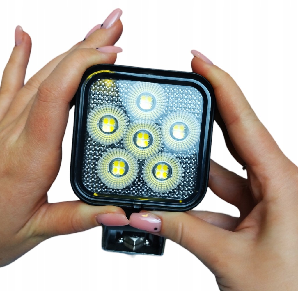 Лампа робоча світлодіодна 24 led 24w 12-24v діоди osram прожектор mini протитуманна фара Ціна