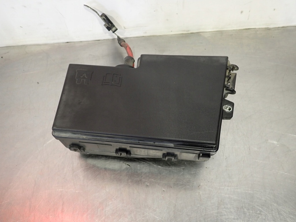 фото №1, Коробка предохранителей volvo s40 ii