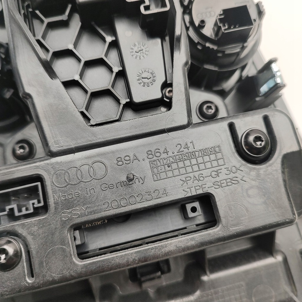 фото №8, Audi q4 sportback e-tron 2023 домкрат перемикання передач / верхній