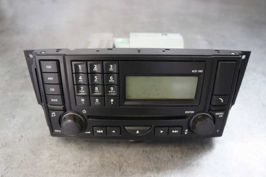 фото №1, Радио vux500570 land rover range sport l320