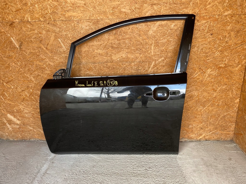 фото №1, Nissan leaf ii 2017r- дверь передние левая перед