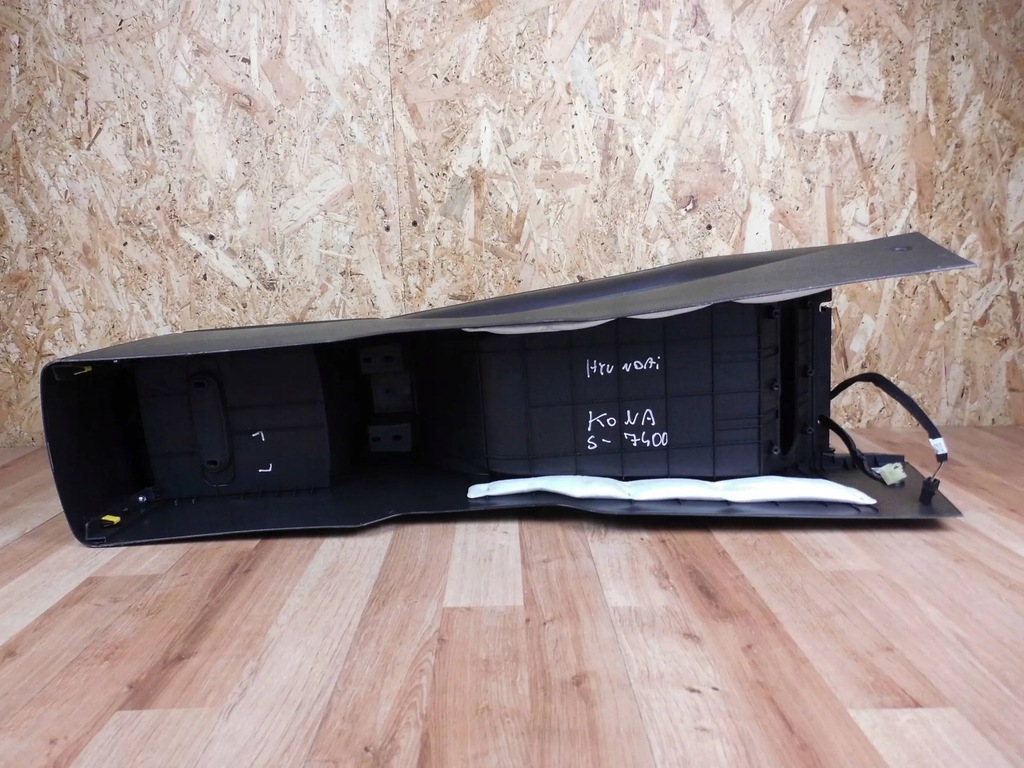 фото №11, Hyundai kona ev туннель средний подлокотник 84611k4000