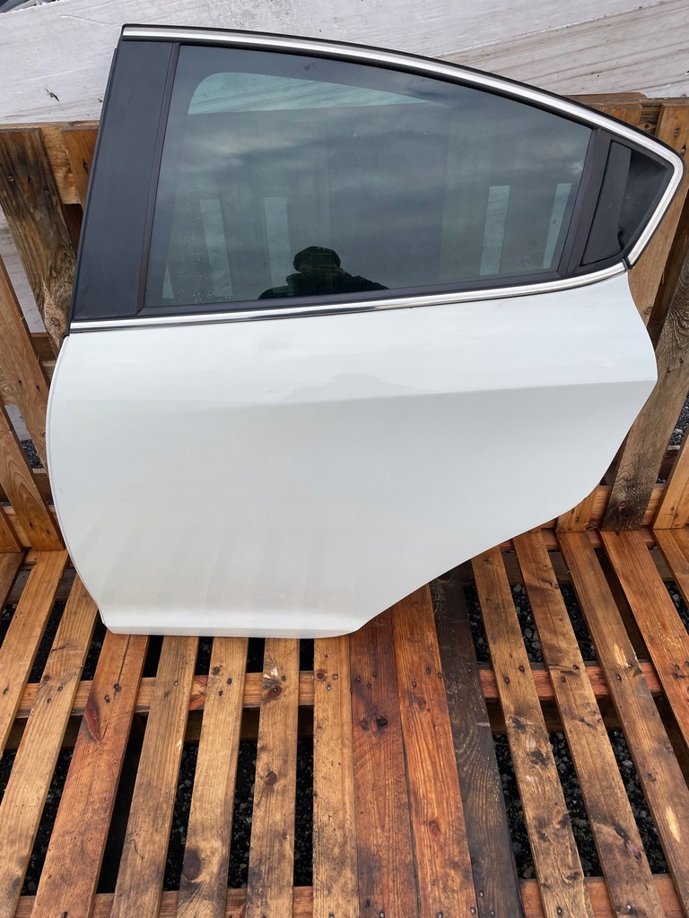 фото №2, Дверь левый задняя задние alfa romeo giulietta