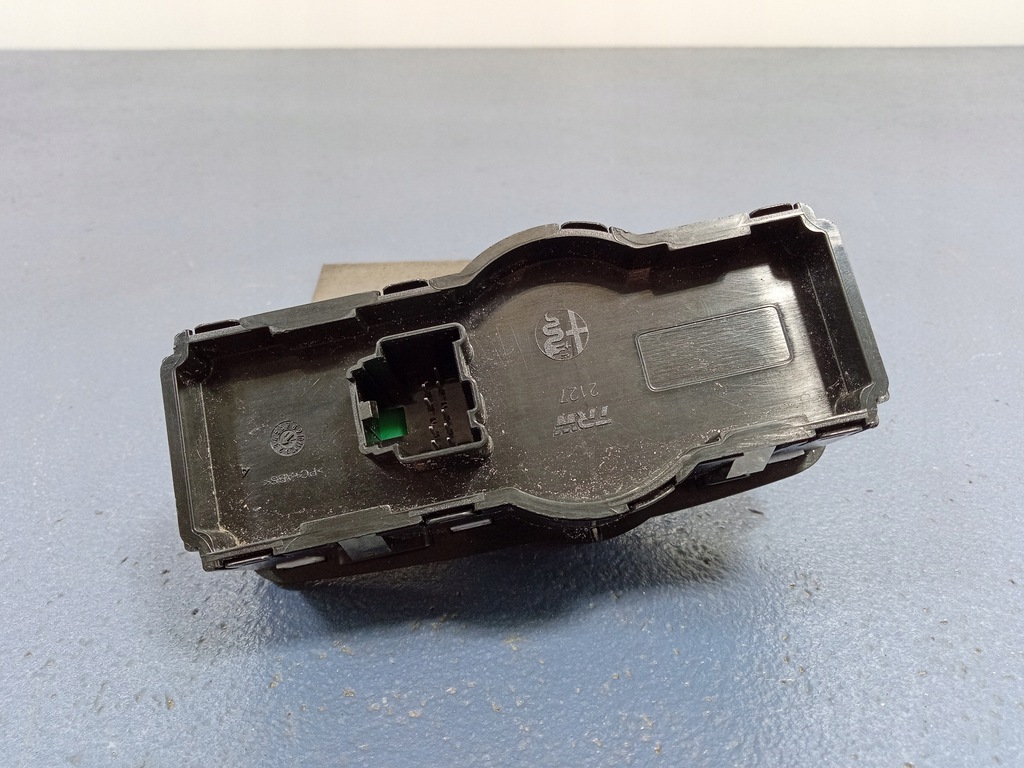 фото №2, Alfa romeo stelvio qv переключатель света