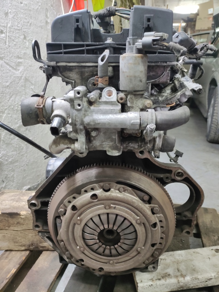 Двигатель стойку opel zafira b 1.6 16v z16xep молдинг жгут насос головка Киев