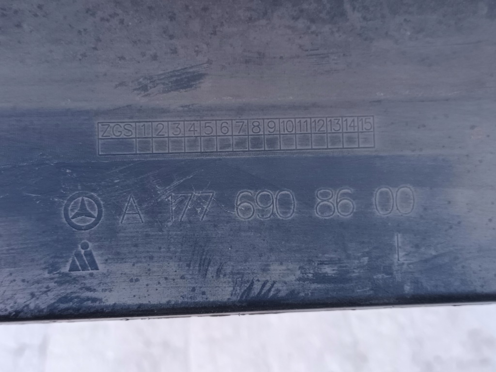 Накладка поріг ліва mercedes a-klasa a177 w177 поріг лівий Доставка