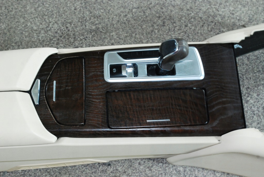 фото №5, Maserati quattroporte тунель середній підлокітник