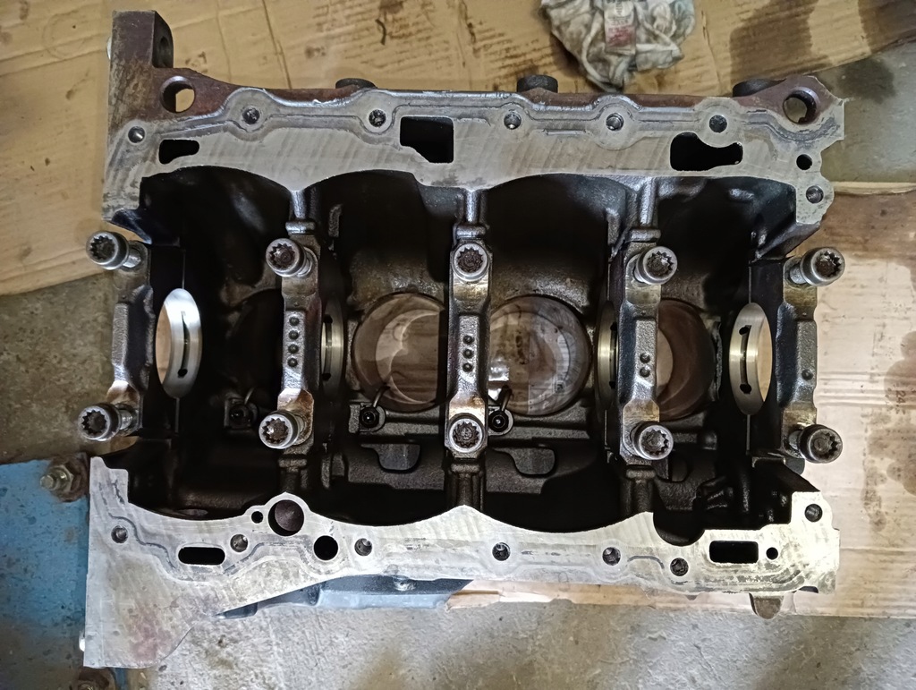 фото №12, Блок двигателя vw audi 1.8 2.0 tfsi cae i 06h103021l
