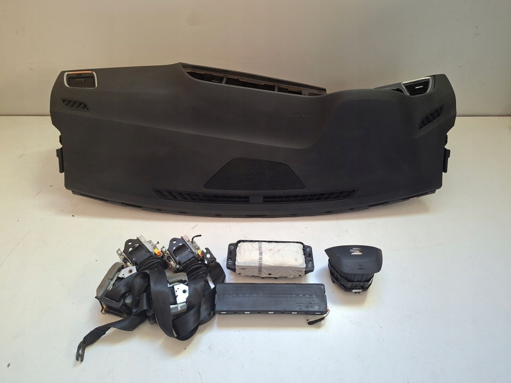 Панель приладів панель  подушка безпеки mercedes e klasa w213 213 в Україні