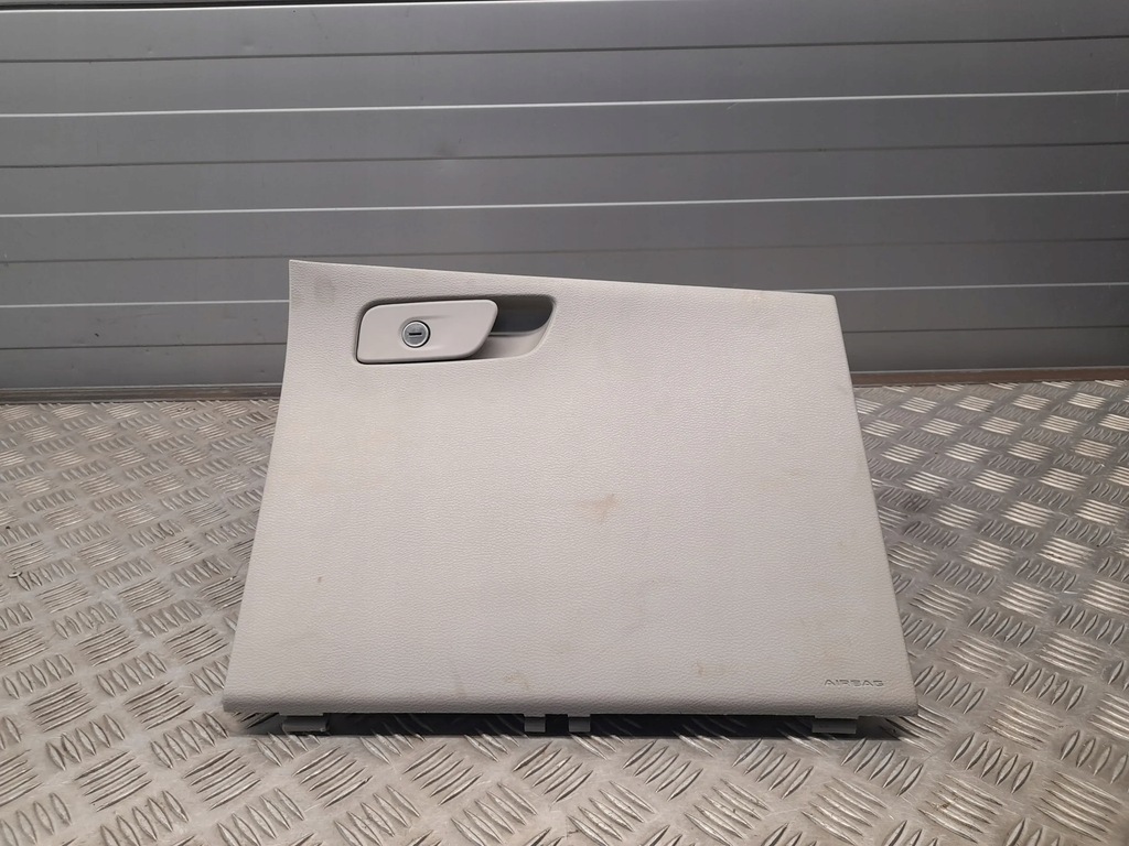 фото №5, Chrysler pacifica 5rl34pd2af правая бардачки, полка