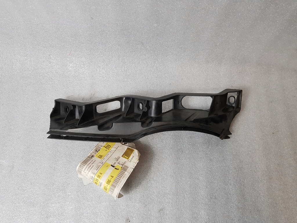 фото №1, Volkswagen оригінальний номер 3c0807890a напрямна бампера