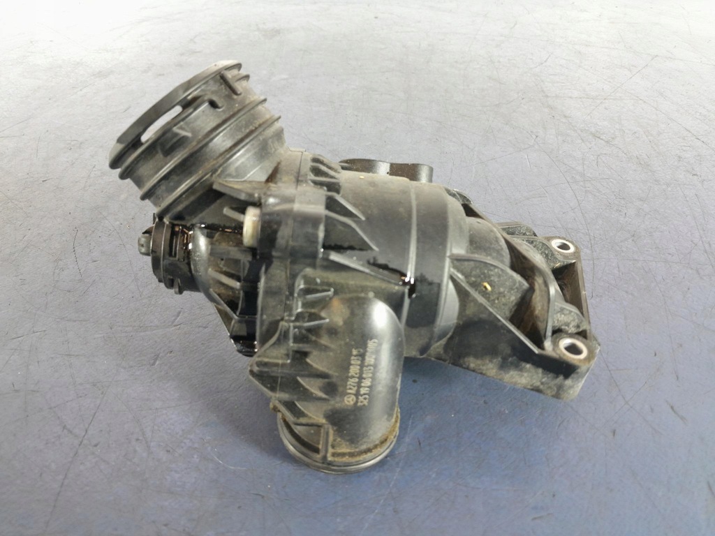 фото №1, Mercedes c43 w205 3.0 amg корпус термостата