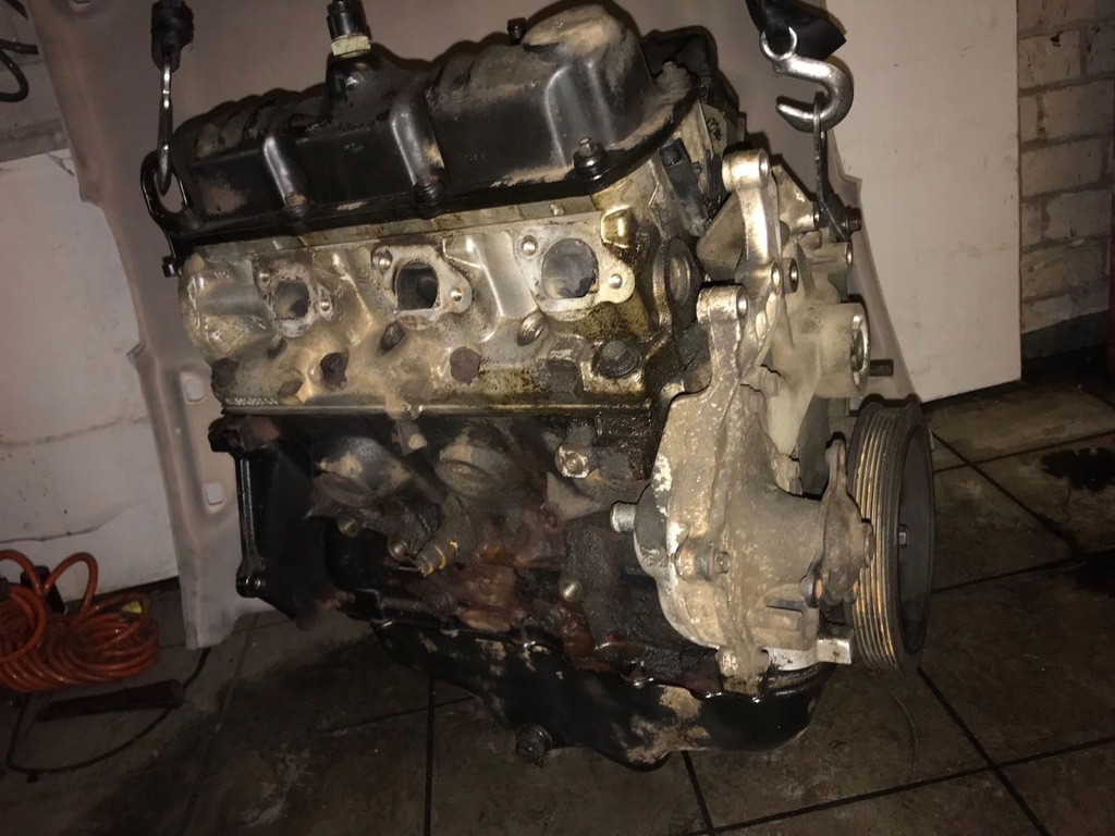 фото №1, Chrysler voyager 2003 двигун