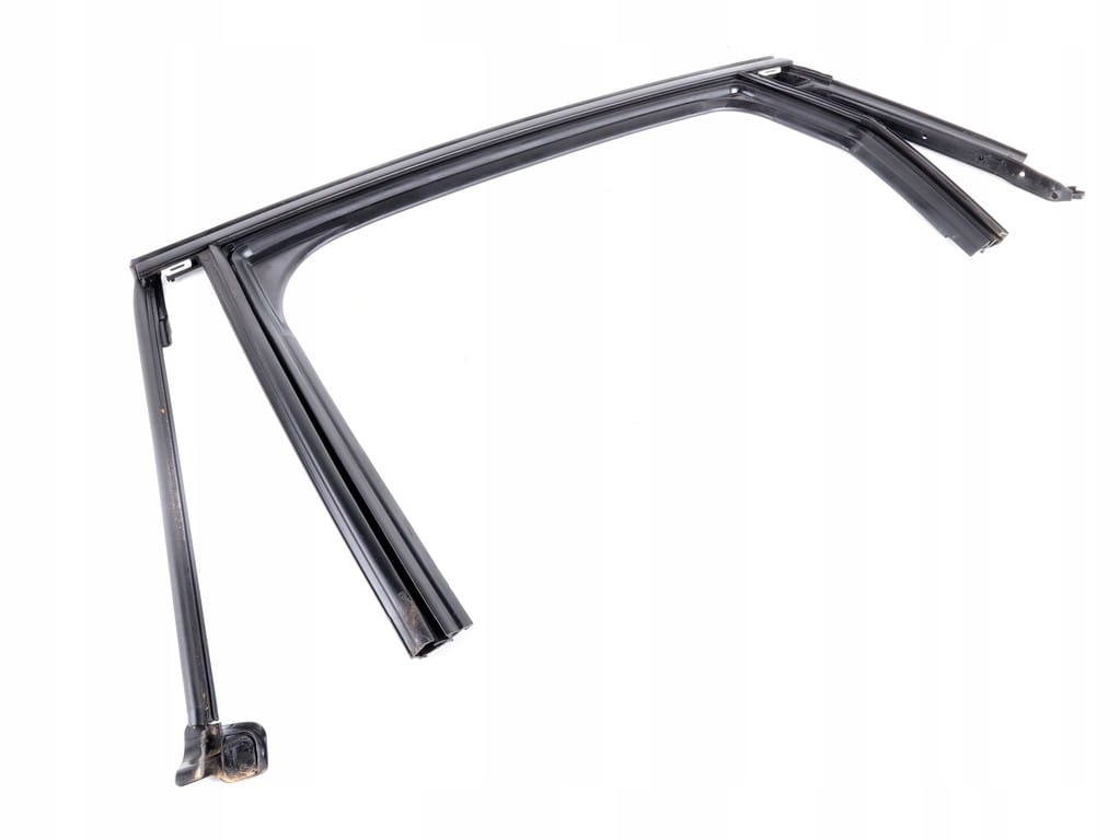 фото №1, Прокладка стекло дверь левая задняя renault arkana 19- r. 823310845r